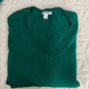 Green long sleeve shirt